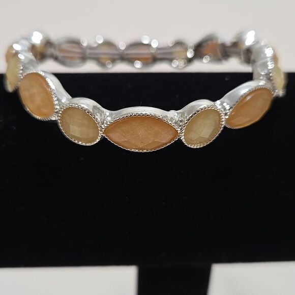 Liz Claiborne Peach and Cream Bracelet - Picture 4 of 5